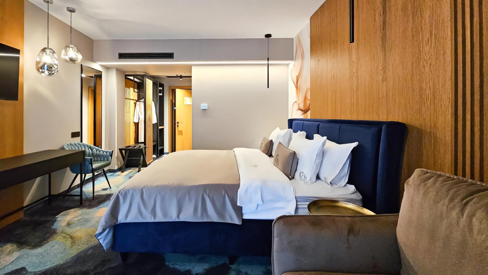 Hotel Bucura Кэлимэнешти Экстерьер фото