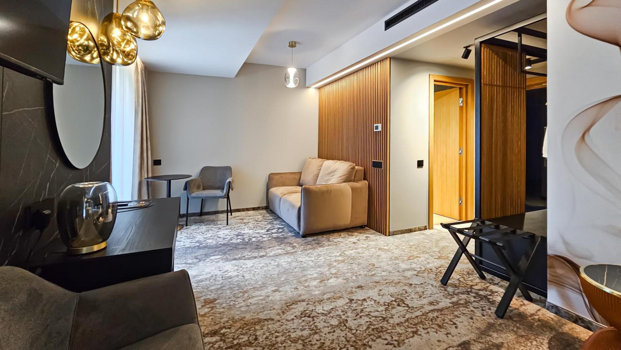 Hotel Bucura Кэлимэнешти Экстерьер фото