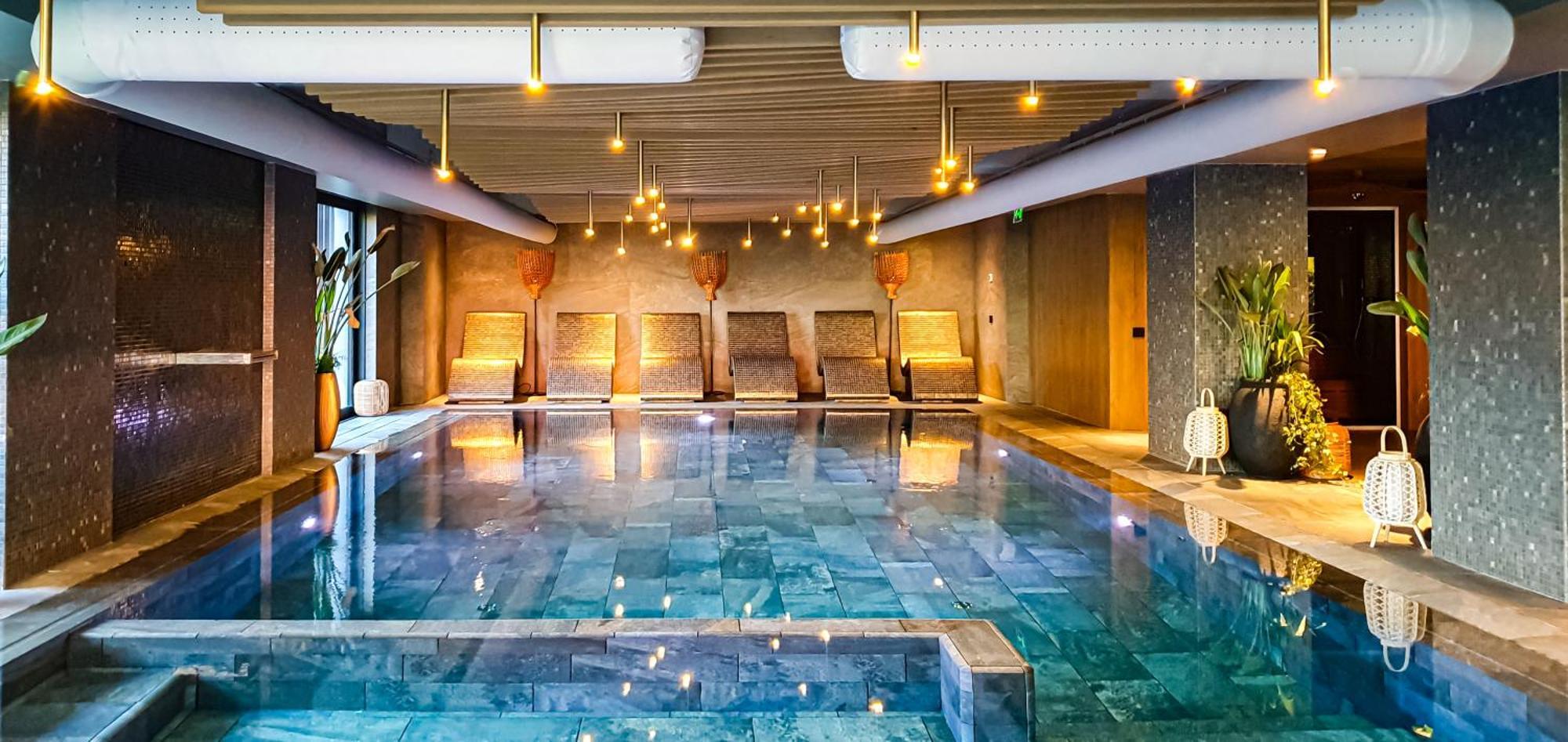 Hotel Bucura Кэлимэнешти Экстерьер фото