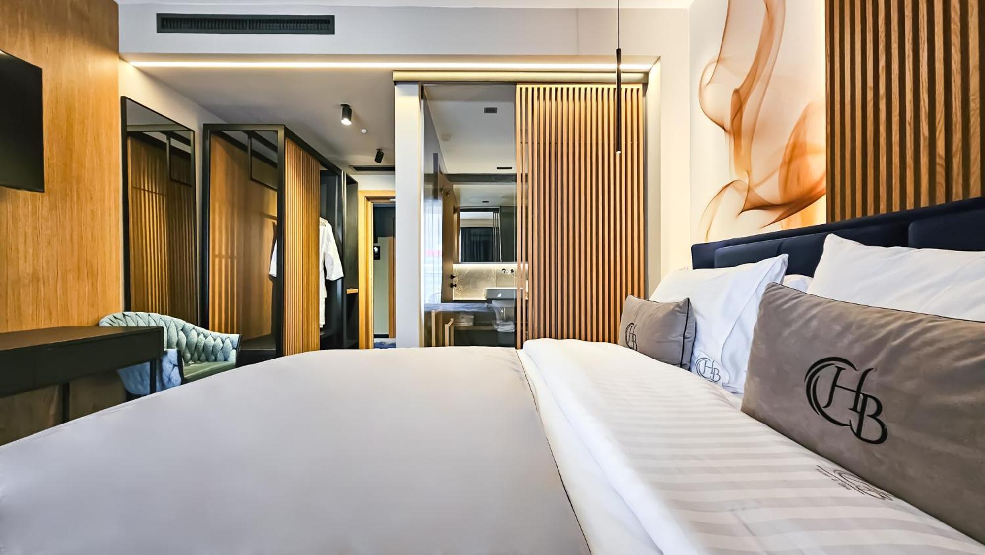Hotel Bucura Кэлимэнешти Экстерьер фото